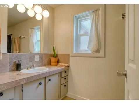 69723 Nicolai Cutoff Road Rainier OR 97048