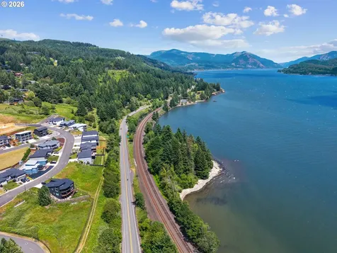 200 Lower Basso Circle Stevenson WA 98648