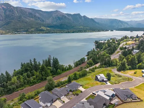 200 Lower Basso Circle Stevenson WA 98648