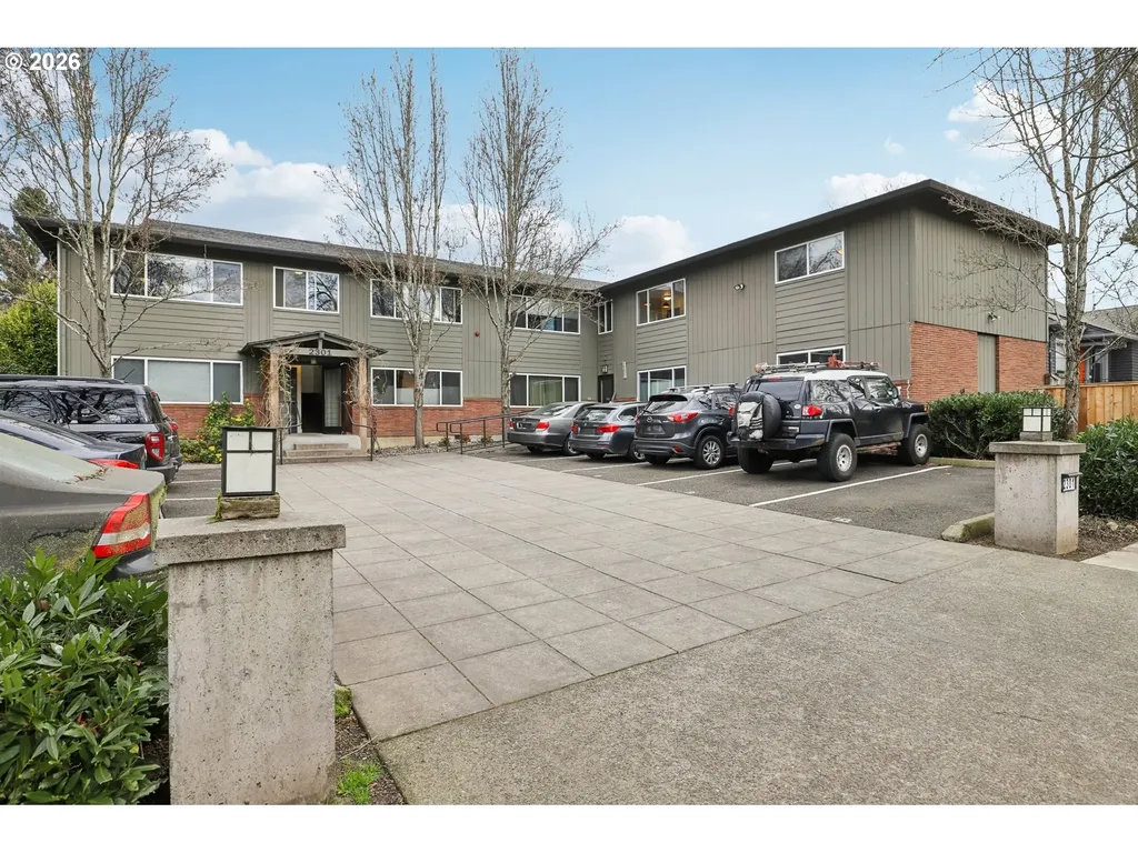 2301 SE Caruthers Street Portland OR 97214