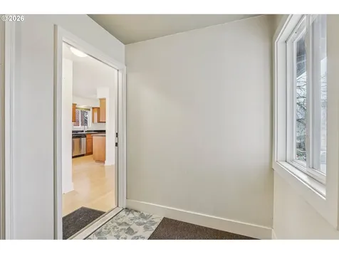 2301 SE Caruthers Street Portland OR 97214