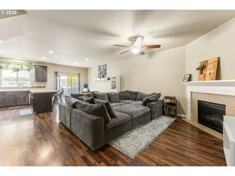 16406 SE Scoria Lane Damascus OR 97089