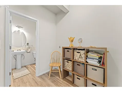17299 NW Shackelford Road Portland OR 97229