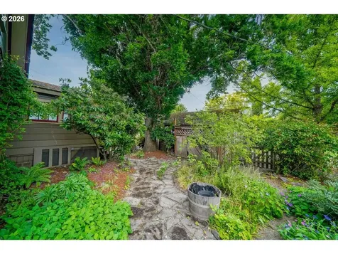 404 SW 6th Street Corvallis OR 97333