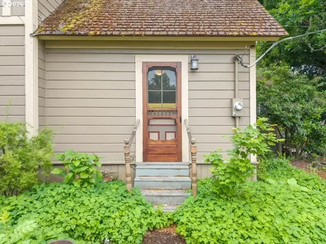 404 SW 6th Street Corvallis OR 97333