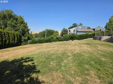 936 Richmond Street The Dalles OR 97058