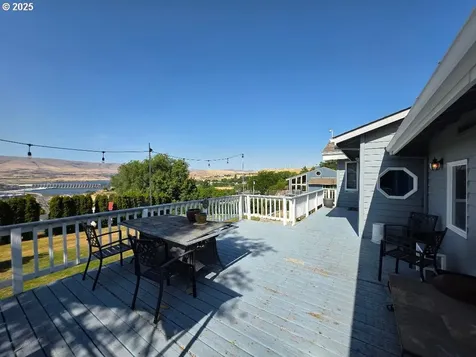 936 Richmond Street The Dalles OR 97058