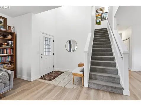 373 Camrin Loop Creswell OR 97426