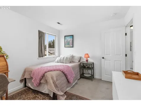 373 Camrin Loop Creswell OR 97426