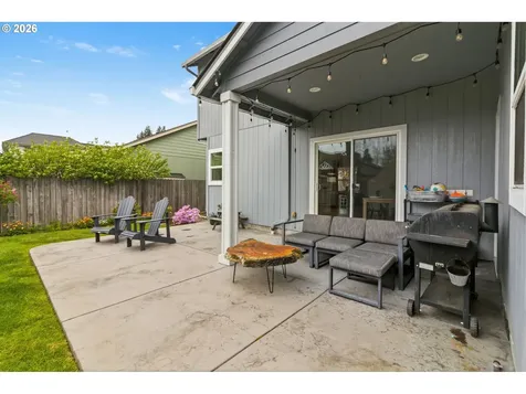 373 Camrin Loop Creswell OR 97426