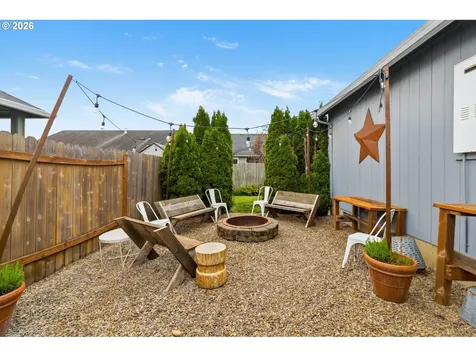 373 Camrin Loop Creswell OR 97426