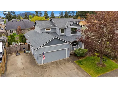 373 Camrin Loop Creswell OR 97426