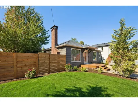 7307 N Stanford Avenue Portland OR 97203