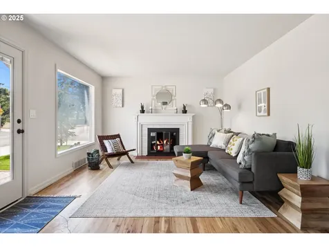 7307 N Stanford Avenue Portland OR 97203