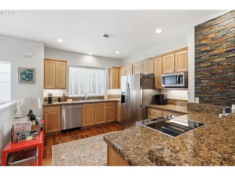 10308 SW Hollyridge Lane Beaverton OR 97005