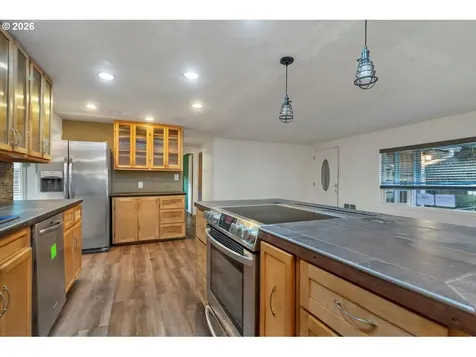 376 Olalla Road Toledo OR 97391