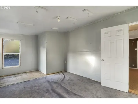 376 Olalla Road Toledo OR 97391
