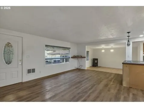 376 Olalla Road Toledo OR 97391