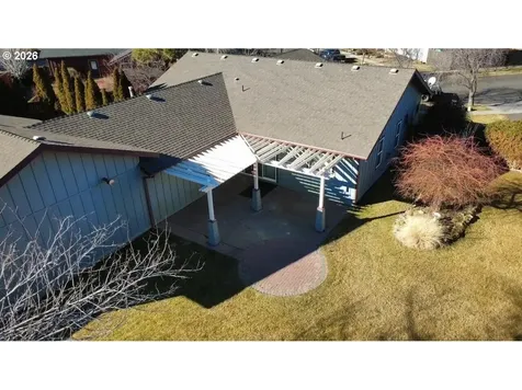 61260 Sunflower Lane Bend OR 97702