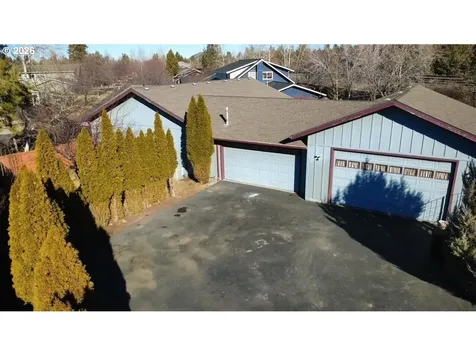 61260 Sunflower Lane Bend OR 97702