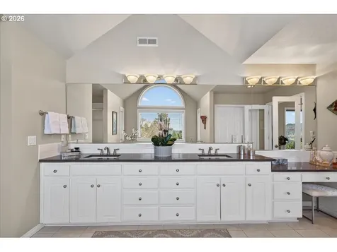 2393 Taylor Drive West Linn OR 97068