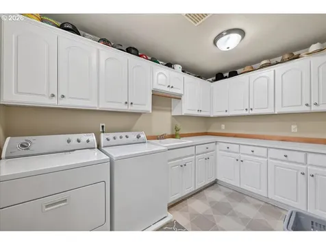 2393 Taylor Drive West Linn OR 97068