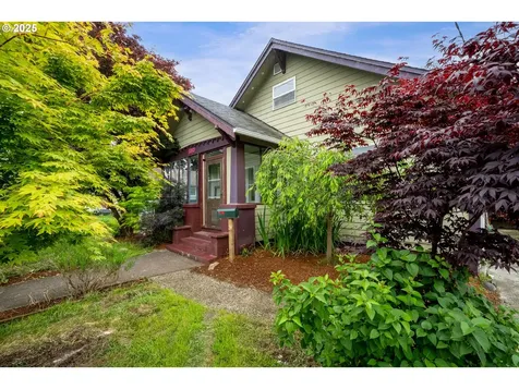 1006 Stillwell Avenue Tillamook OR 97141