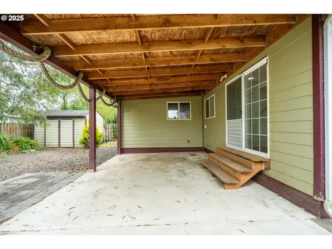 1006 Stillwell Avenue Tillamook OR 97141