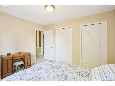 5018 N Vanderbilt Street Portland OR 97203