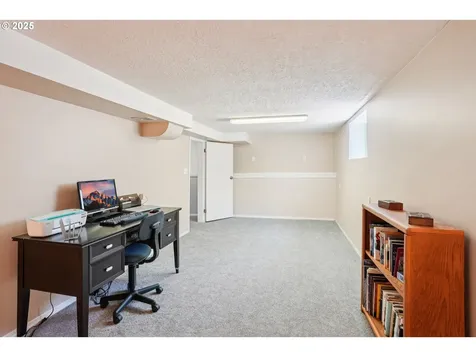 5018 N Vanderbilt Street Portland OR 97203