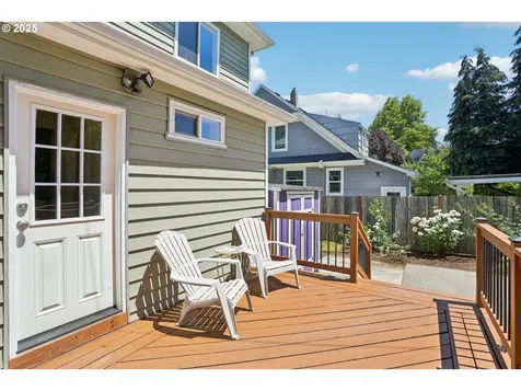 5018 N Vanderbilt Street Portland OR 97203