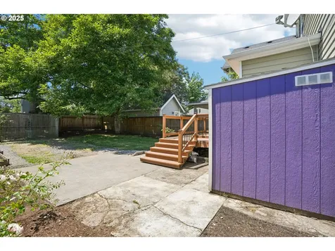5018 N Vanderbilt Street Portland OR 97203