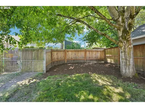 5018 N Vanderbilt Street Portland OR 97203