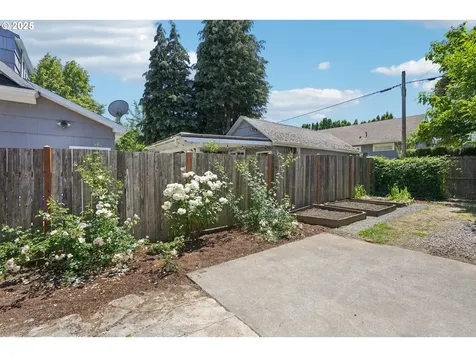 5018 N Vanderbilt Street Portland OR 97203