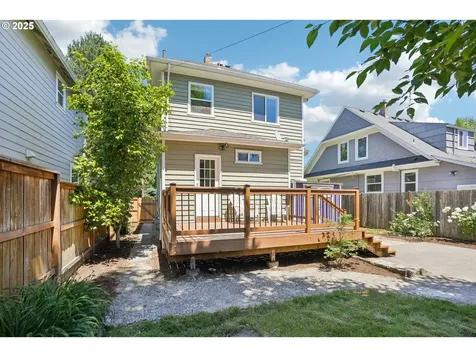 5018 N Vanderbilt Street Portland OR 97203