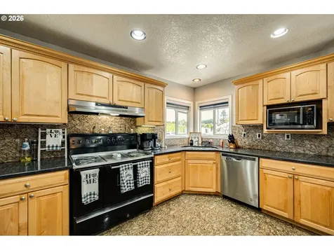 2126 Lewis River Road Woodland WA 98674