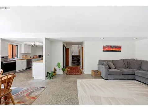 3595 SE 1st Street Gresham OR 97080