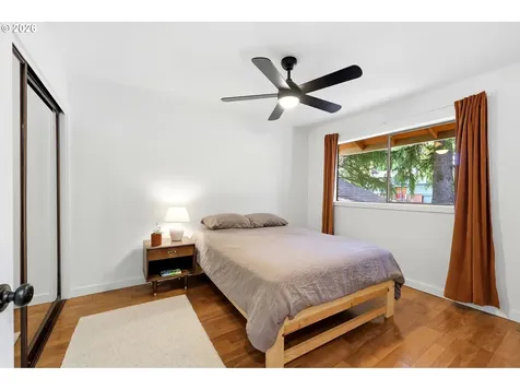 3595 SE 1st Street Gresham OR 97080