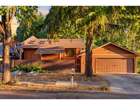 3595 SE 1st Street Gresham OR 97080