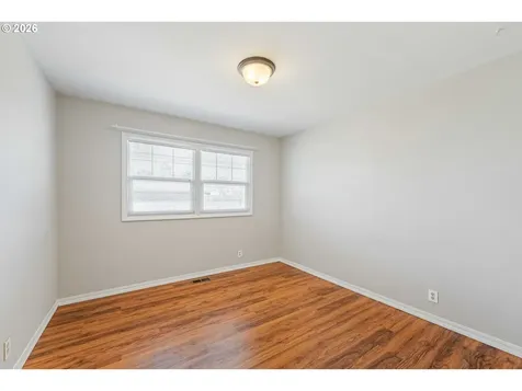1532 Johnson Street North Bend OR 97459