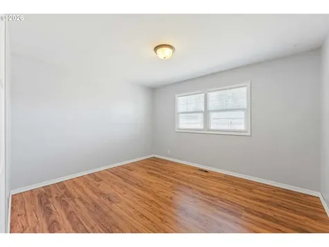 1532 Johnson Street North Bend OR 97459