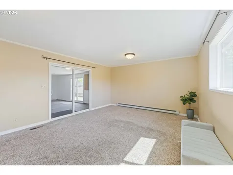 1532 Johnson Street North Bend OR 97459
