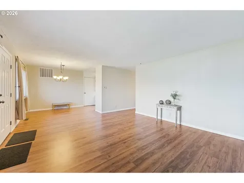 1532 Johnson Street North Bend OR 97459