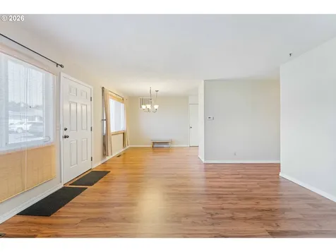 1532 Johnson Street North Bend OR 97459