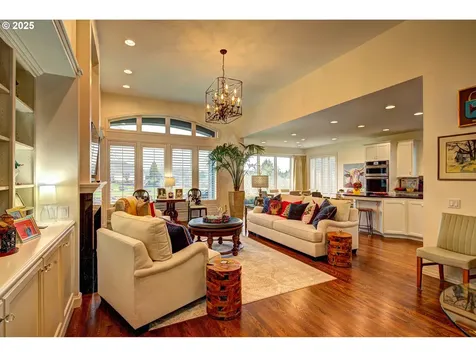 3848 NW Vardon Place Portland OR 97229