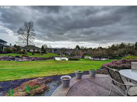 3848 NW Vardon Place Portland OR 97229