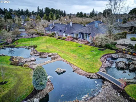 3848 NW Vardon Place Portland OR 97229