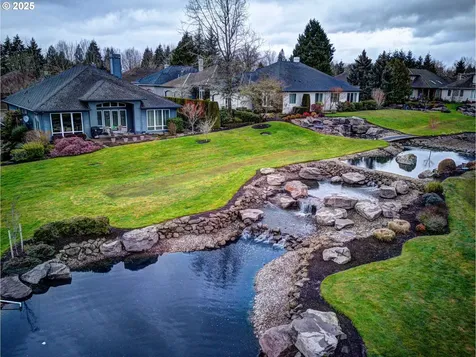 3848 NW Vardon Place Portland OR 97229