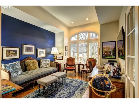 3848 NW Vardon Place Portland OR 97229