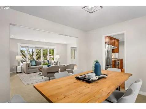 3 Hotspur Street Lake Oswego OR 97035